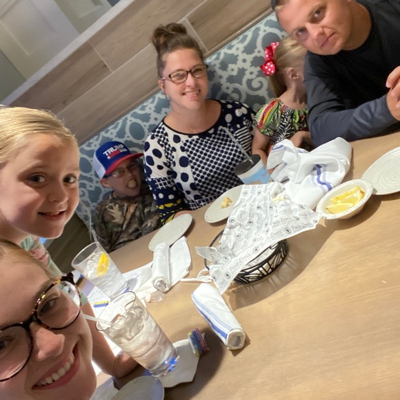 Meet your Posher, Sara - Picture 3 of 16